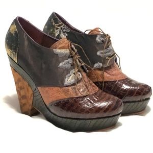 RARE Altura Siete Platforms